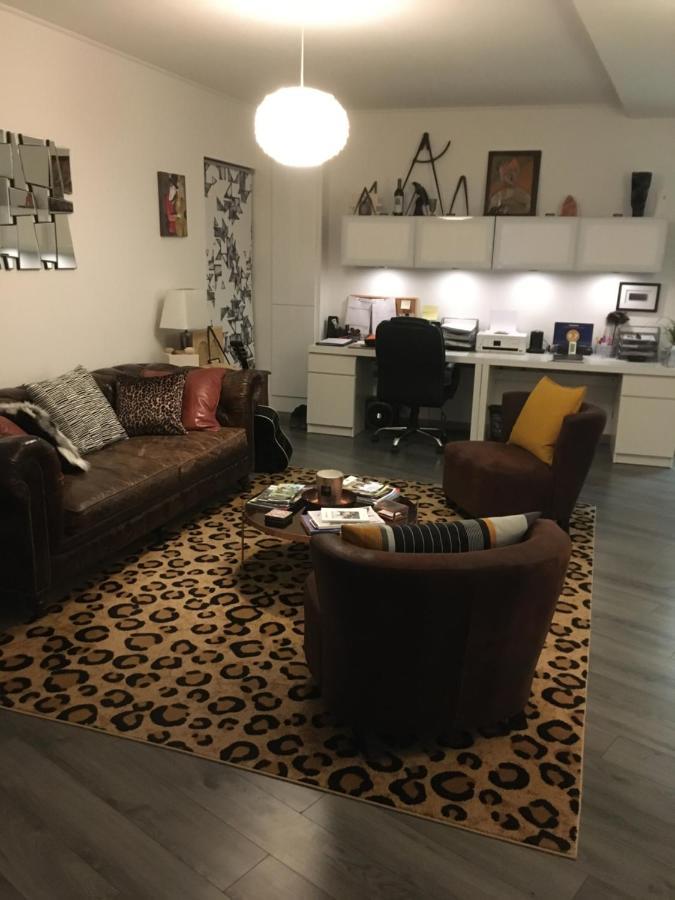 Les Halles Chambre D'Hotes ヴェルトゥイユ＝シュル＝シャラント エクステリア 写真