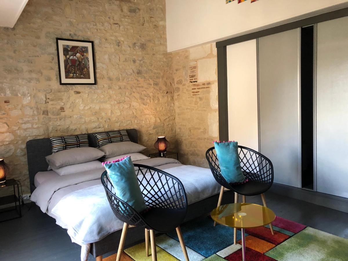 Les Halles Chambre D'Hotes ヴェルトゥイユ＝シュル＝シャラント エクステリア 写真