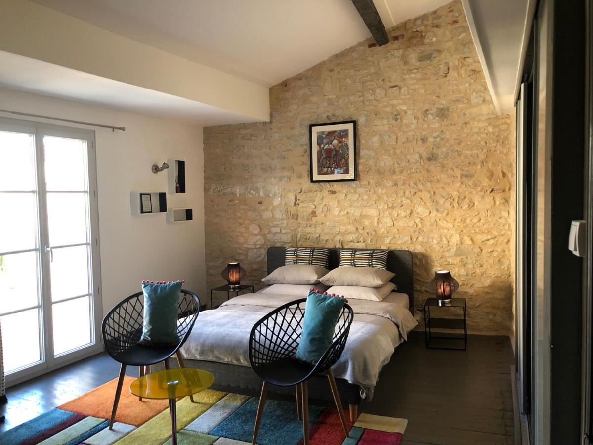 Les Halles Chambre D'Hotes ヴェルトゥイユ＝シュル＝シャラント エクステリア 写真