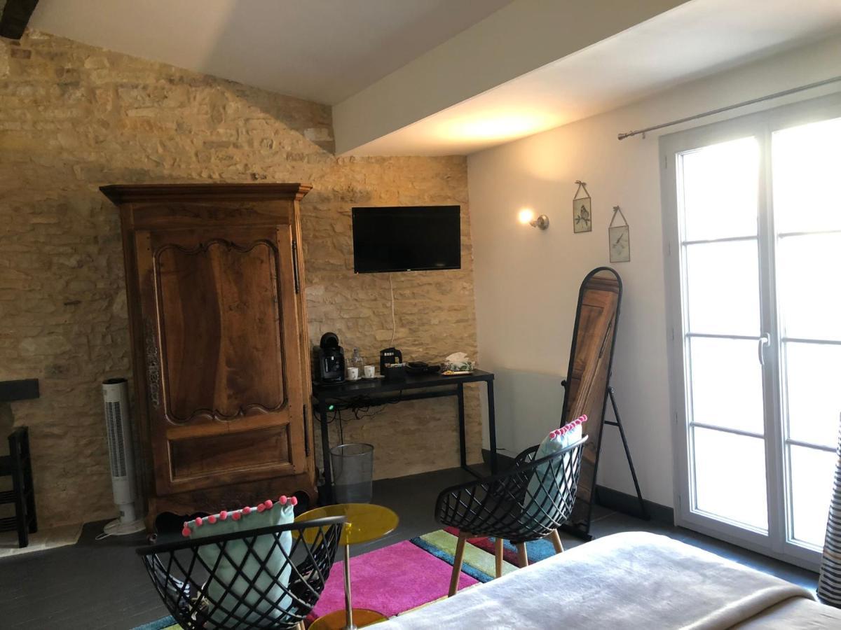 Les Halles Chambre D'Hotes ヴェルトゥイユ＝シュル＝シャラント エクステリア 写真